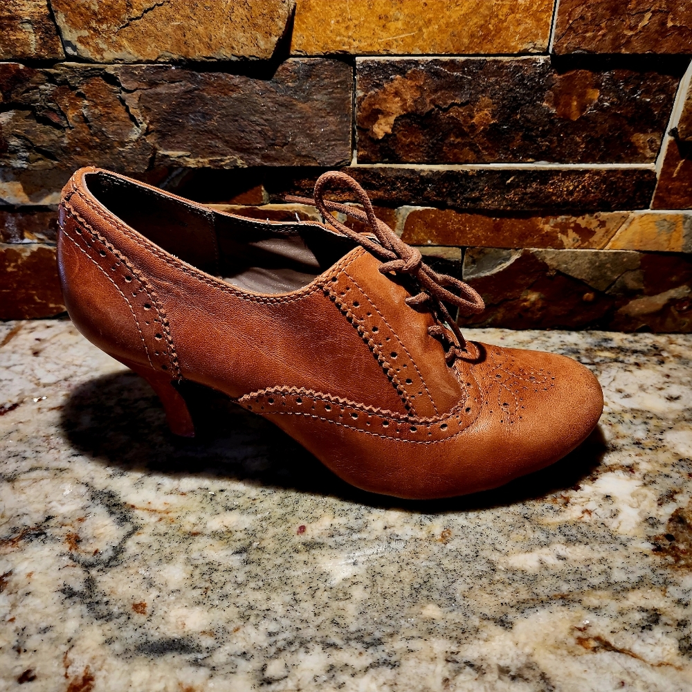 Hush Puppies Brown Leather Heels (Size 5) - Picture 3 of 11